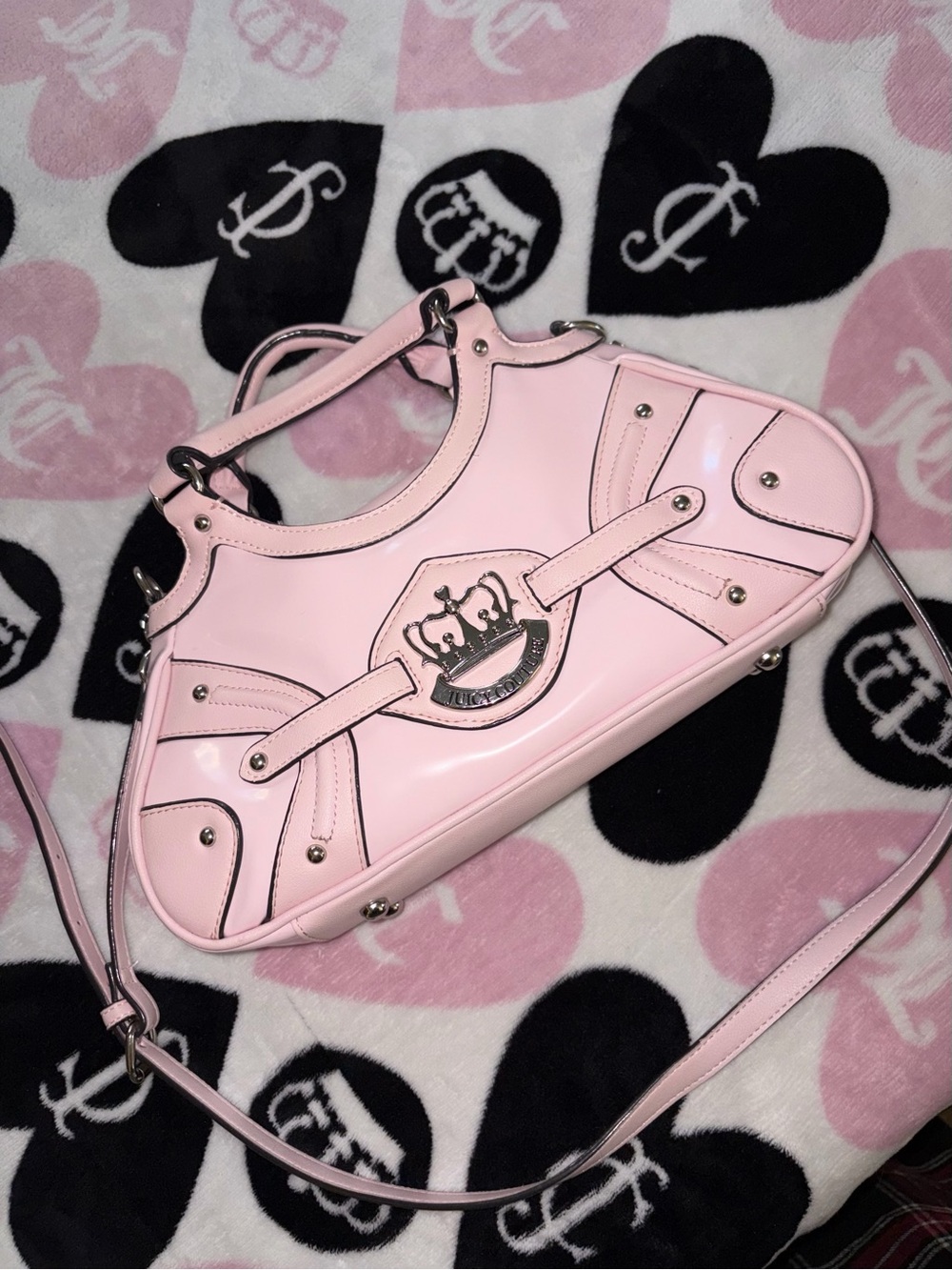 Juicy Couture Light Pink Patent Satchel with Matching Logo Wallet - Picture 4 of 8